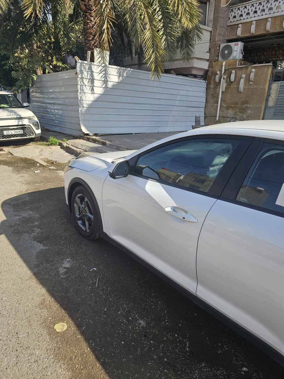 كي فور امريكي موديل 25 نص فول بدون ايرباك بدون تبديل بدون صبغ السيارة ليبل واحد بصمه رادارات تشغيل عن بعد المكينة الفين دوش توقيف ذاتي السيارة كلين بدون حادثه السيارة جديده حيل بسمي المنفيس موجوده السيارة بغداد السعر اتصل على ***********
