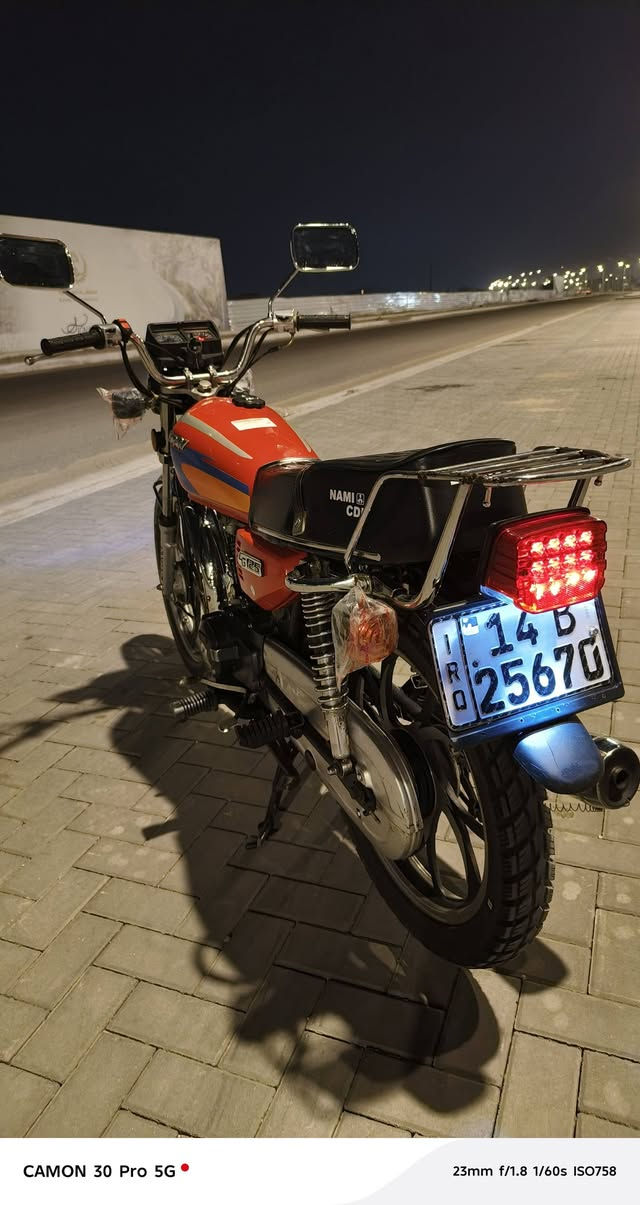 السلام عليكم شباب دراجه انرجي مديل ١٩مكينه 5نمر سموها غطاس مكينه كاضه ابيع عله خطته دراجه رقم وسنويه بسمي نضافه شوفت عينك استوه نافضه كله العلوان البصره القديمه سعر 1400قفل شراي هله بي مو شراي لا تعبني  ***********
