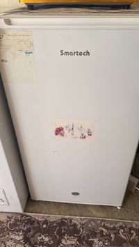 ثلاجه نضيفه • شاشه ٤٣ • النجف