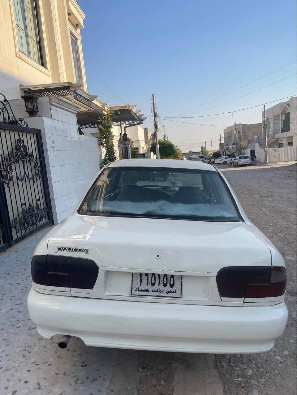 پروتون موديل 2004
سبوغ عام بوجواني بشت وبيش كه پس براوه وه رگه رابه شه رت گيرومه كينه به شه ر ت
گيرتوماتيك ته بريد جام كاره باي
سه نه وي اصلي و ئارم به شه رتي كيشه ي مه ده ني
سعر26$  مجاليكي برايانه
*********** أربيل, العراق
