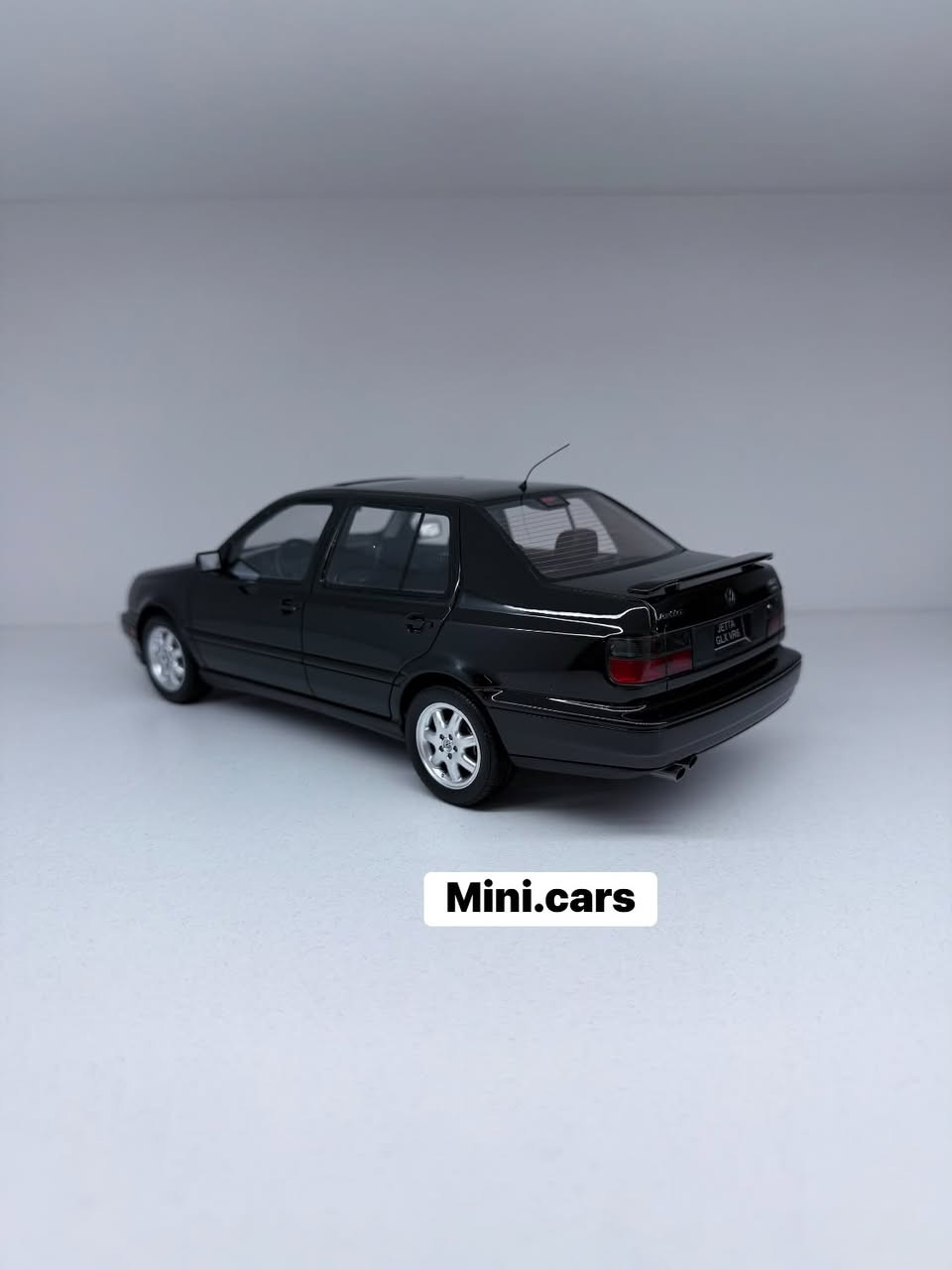 JETTA GLX VR6

Scale : 1/18
Brand :Ottomobile
Price : 160,000 Dinar

 (free delivery inside Erbil)

WhatsApp: +9647504702207

‎التوصيل لجميع مناطق اربيل مجانا

‎گەیاندن بەخۆرایە بۆ ناو شاری هەولێر
