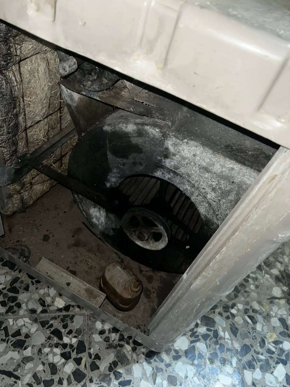 عندي مبرده وسط حديد نضيفه كلش كلش بس البور برن طاك فقط كلشي مابي ماطور مابي شي هواها يخبل ثلج وع فحص سعرها خاص مكاني الثعالبه الشراي خاص


**إذا كنت صاحب هذا الإعلان وتريد حذفه لأي سبب، رجاءا أرسل رسالة إلى الدعم الفني**