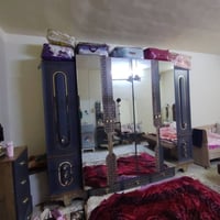 غرفة للبيع نظيفة السعر ٩٠٠ الف وبيها مجال للاستفسار الاتصال على الرقم ...