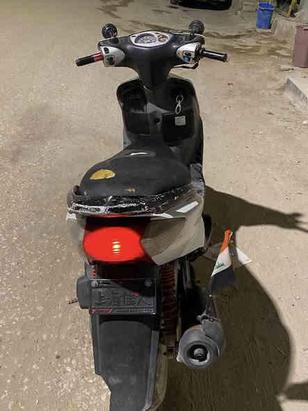 دراجه سكنس نثيه موديل ٢٠٢١ للبيع الدراجه نكره سلف ما ناقصهة شي شغل وروح تراي وين متريد دراجه كامله كهربائيات كلهة شغاله اي نقص مابيهة المكان نجف حي الميلاد السعر 380وبيهة مجال حك جيه للاستفسار الاتصال على هذا رقم ***********
