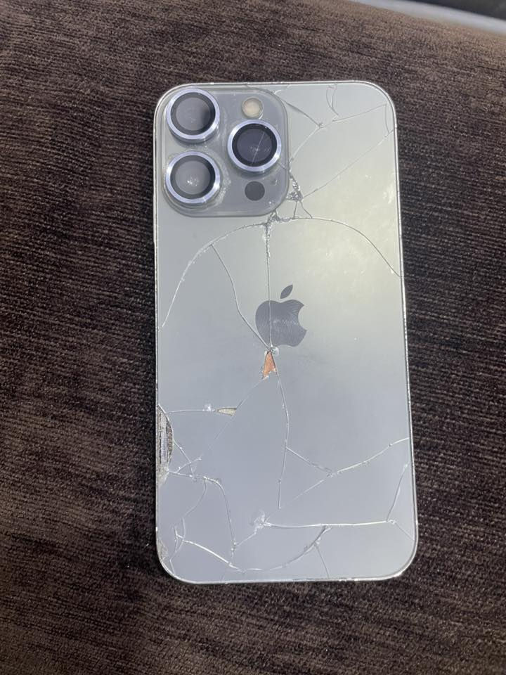 XR محور
ذاكرة 64

مبدل بطارية اصلية

شاشة اصلية 

180 وبي مجال
***********
