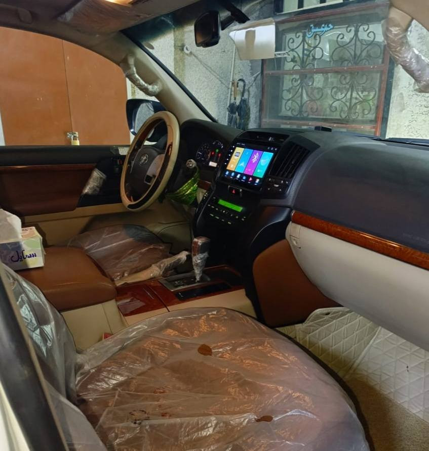 لاندكروزر GXR موديل 2015 ماشيه 110 الف 
مكفولة عدا دعاميات وسونار موجود
رقم بغداد بأسمي ثاني يوم احولك
محرك 6 سلندر  4000 سياره نظيفة جدا 
بدون صبغ ولا ضربه بس شويه بلدعاميات 
شويه صبغ سياره فطيم معروفة 
مواصفات الجكساره 
السونار موجود بلمنشور  

 ال💎ــسعـر 🟥 :: رقم (1) تلـقـائـي 📮

رقم صاحب ســـيـارة :: ***********
