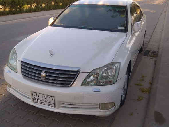 سلام علیکم شاهینە بۆ فرۆشتن.
ناو رەساسی 
بچوک بە بچوک 
دوو دەرگای بۆیاخی ئەوروپایە
سعری 56 و کەمێک مامەڵە .
شوین کەلار ***********
