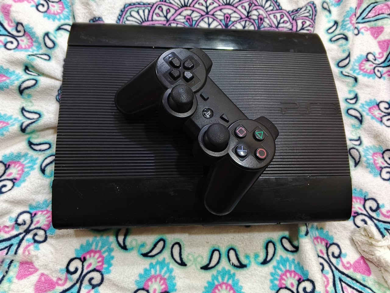 السلام عليكم  
بلي 3سوبر سلم مهكر 
جديد ونضيف مامفتوح 
بي العاب هواي الي يريد اصورهن يدز خاص وحسابات هواي 
سعره 150 و بي مجال بسيط حك الجية 
مكاني بغداد البياع حي التراث


**إذا كنت صاحب هذا الإعلان وتريد حذفه لأي سبب، رجاءا أرسل رسالة إلى الدعم الفني**