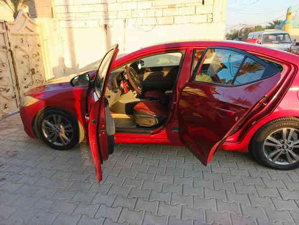 سيارة النترا موديل١٧ وارد امريكي بيها جاملغ الامامي مع بنيد في امريكا بدون ايرباك ولا الغود ولا شاصي  ماشية ١٣٠  رقم بغداد باسمي مكان سيارة بغداد حي اور سعر السيارة115 ورقة  ***********
