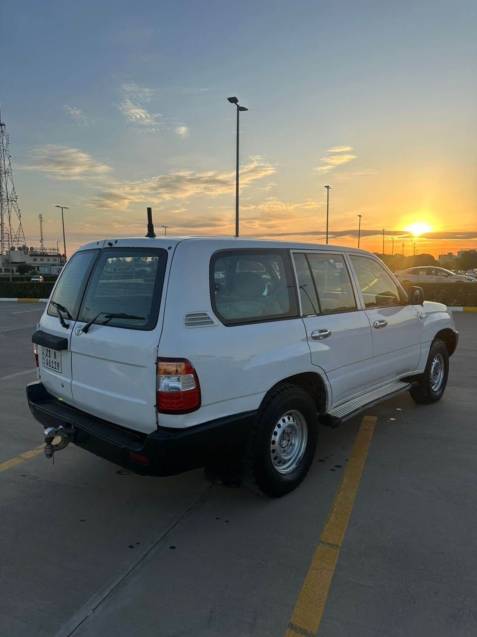 مونيكا موديل 1999
گيرو  مه كينه به شه رت
بوياغ ا پارچه بيناوگرتن
سه نه وي نوويه. ناوي له حاسيبه نييه
سعري ١٢٢$
***********
*********** كويسينجاك, أربيل
