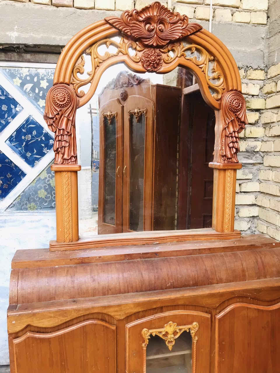 للبيع السعر واتساب ***********
