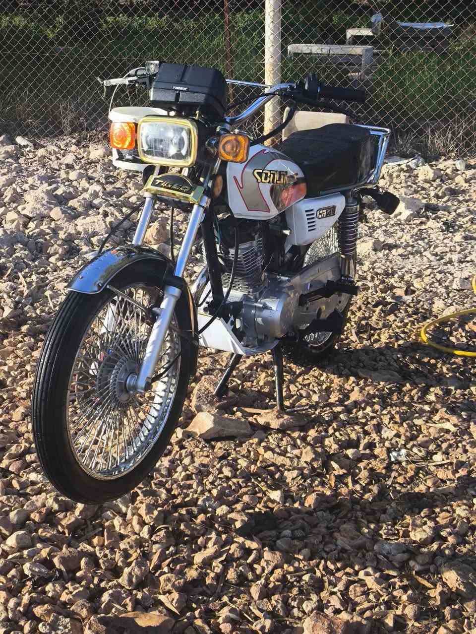 دراجه للبيع تايكر اوراق اصوليه موديل 2023 المكان الديوانية قضاء السدير  هاذا الرقم ***********
