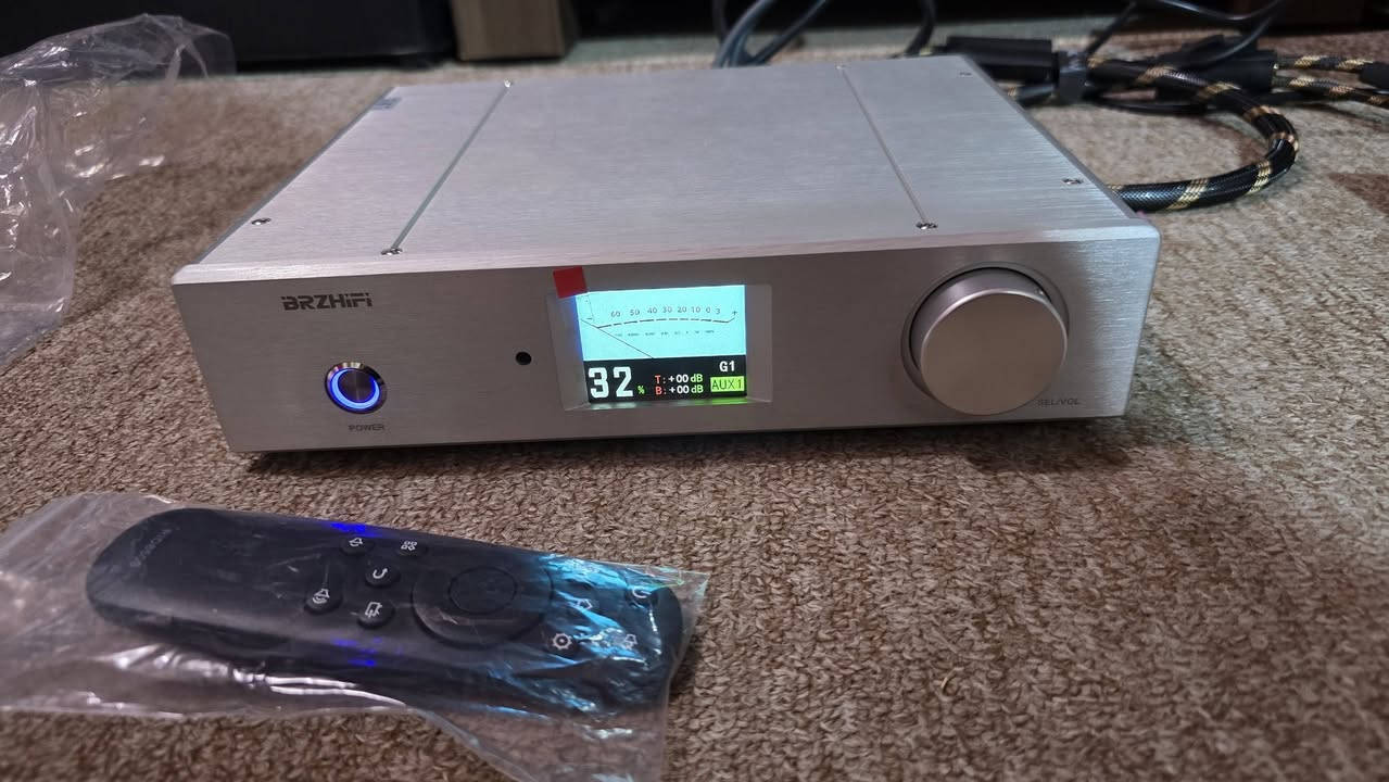 BRZHIFI PAP-XLR PREAMPLIFIER 
بري امبلي فاير تناظري


**إذا كنت صاحب هذا الإعلان وتريد حذفه لأي سبب، رجاءا أرسل رسالة إلى الدعم الفني**