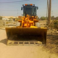 شفل كوماتسو100 للبيع دخول جديد مكينه ٦ كفاله سعر ٣٣٥ 07815835009