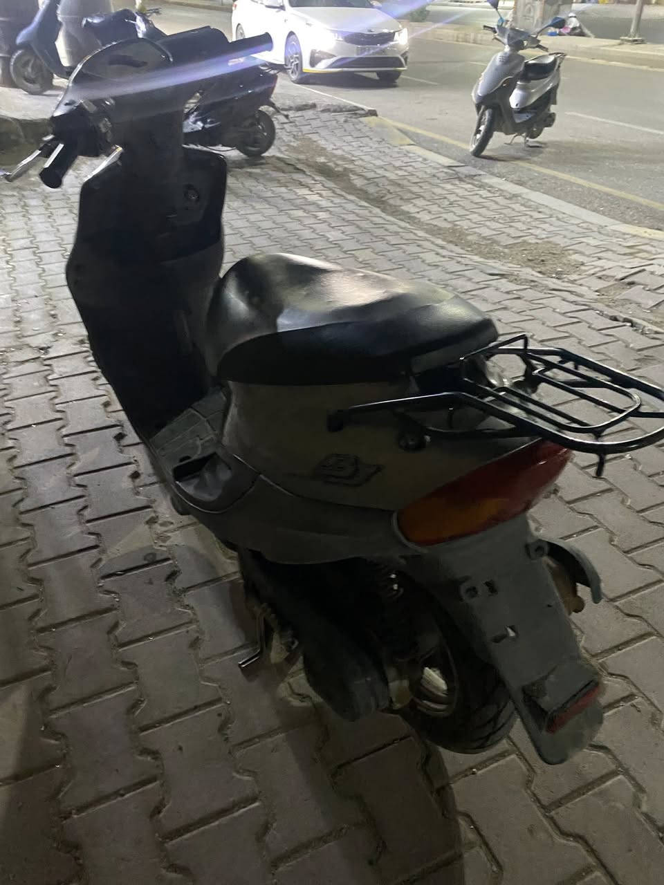 دراجة حاوية بيجي
نهضة و معدل فول سلف هندر ما ناقصهة شي بس عداد و كلهة بلادية


**إذا كنت صاحب هذا الإعلان وتريد حذفه لأي سبب، رجاءا أرسل رسالة إلى الدعم الفني**