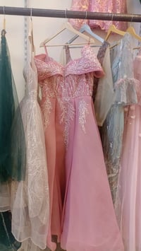 فستان سهره • حجز • توصيل كل المحافظات