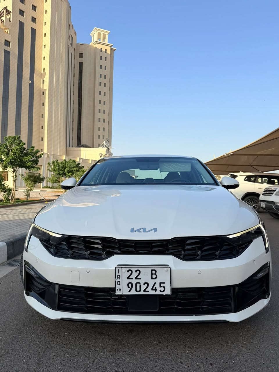 السلام عليكم k5 موديل 2024 خليجي 
فول مواصفات عدا الفتحه محرك 2500تنفس طبيعي
السياره بيه بنيد صبغ بس بدون حادث بدو دواخل اثر تخريب نصبغ بس 

السعر 175 🔥🔥وبي مجال بسيط
الاستفسار
***********
مكان السياره الانبار الرمادي
