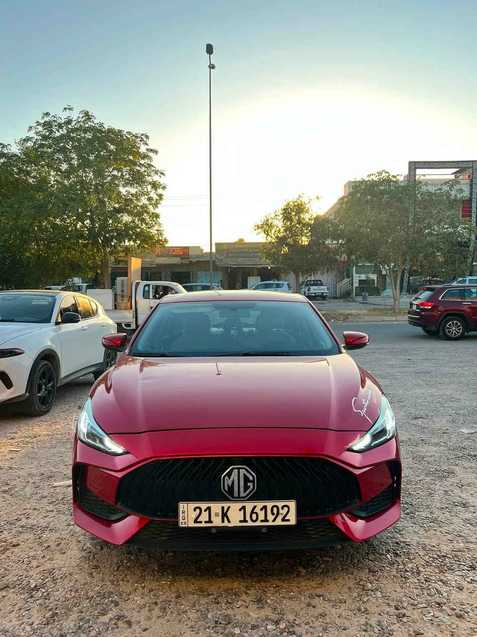 سلام عليكم 
🔥ام جي MG GT2022  
السيارة ماشيه 71,000   
🔴محرك 1،500 تنفس طبيعي
🔴بصمة تشغيل 
🔴 بصمة ابواب 
🔴شاشة
🔴تحكم ستيرن
🔴مثبت سرعة
🔴كامرات خلفية وحساسات
🔴هاند بريك بصمة
🔵السيارة جديدة كلشش وما بيها اي نقص كاملة مكملة 

السعر 115 وبيها مجال بسيط 
رقمي ***********
