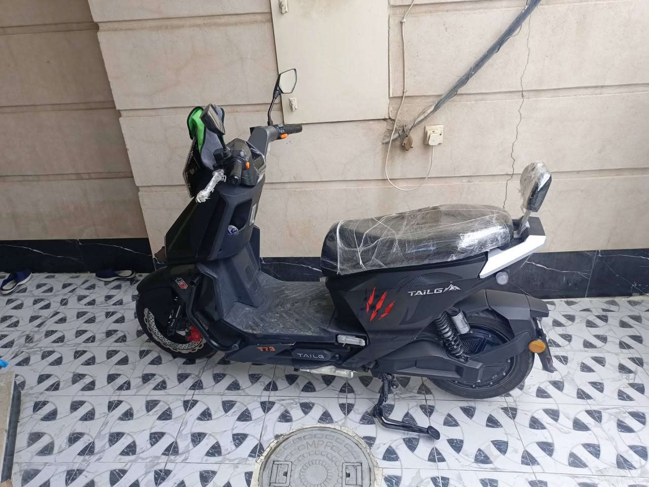 دراجه للبيع تالج شركه تالج ميحتاج اسولف عنها 
دراجه تالج باتمان 2026 فول مواصفات R رجوع على الخلف بيها حساسات بيها مانع سرقه دبل اشاره لايت زينون 
دراجه كلش جديده 
السعر 850 الف وبيها مجال..


**إذا كنت صاحب هذا الإعلان وتريد حذفه لأي سبب، رجاءا أرسل رسالة إلى الدعم الفني**