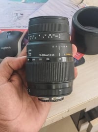 Sigma 70-300 • أوتوفوكس • الناصرية