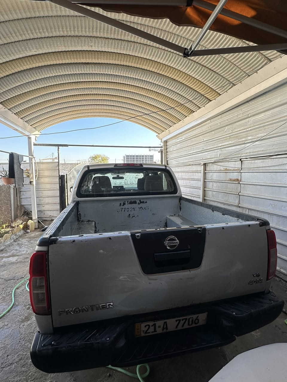 نيسان فرونتير موديل 2018,  4.0L V6
رقم مميز 

وارد امريكي حادث امريكة الجاملغ الايسر فقط 
مصبوغة حزام بيها ضربة بالباب الخلف السائق ممصلحة موضحة بالصورة

السيارة جاهزة وكاملة 
كير مكينة مكفول
ماشية 163 الف 
تدفئة تبريد شغالات التبريد ثلج بالصيف 
شاشة أندرويد +كامرة 

بلكات نوزلات عبوة فيت بم كلة جديد ووكالة 

السيارة بأسمي رقم سليمانية تحويل ثاني يوم 
السعر 120 وبي مجال بسيط 
مكاني بغداد جكوك ***********
