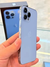 آيفون ١٣ برو ماكس • بطارية ٨٢٪ • واتساب