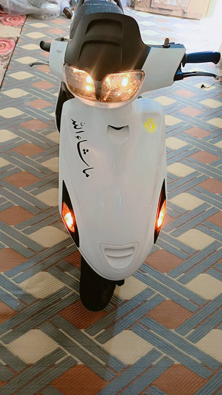 ***********
السلام عليكم دراجه جديده كلش نظافه 100بل100 كل شغال كيج بانزين كيلو متر سلف كهربائيات السعر 550النجف
