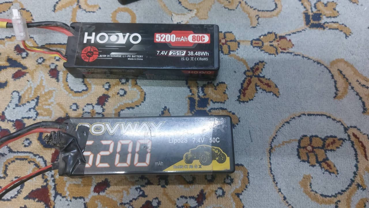 سيارة traxxas e revo 1/8 للبيع مع بطاريات 
السعر المطلوب 500 الف دينار
مستعملة
***********
