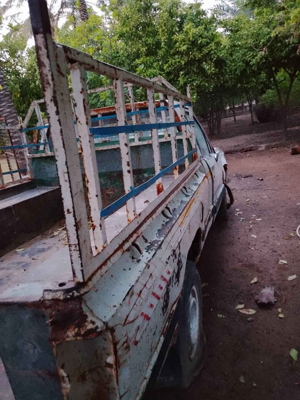 السلام عليكم 
تيوتا للبيع موديل 85 
المكان صلاح الدين الضلوعية 
اتصل ***********
