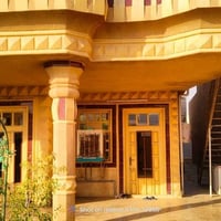 القادسيه • ٣٠٠م • ٥ غرف