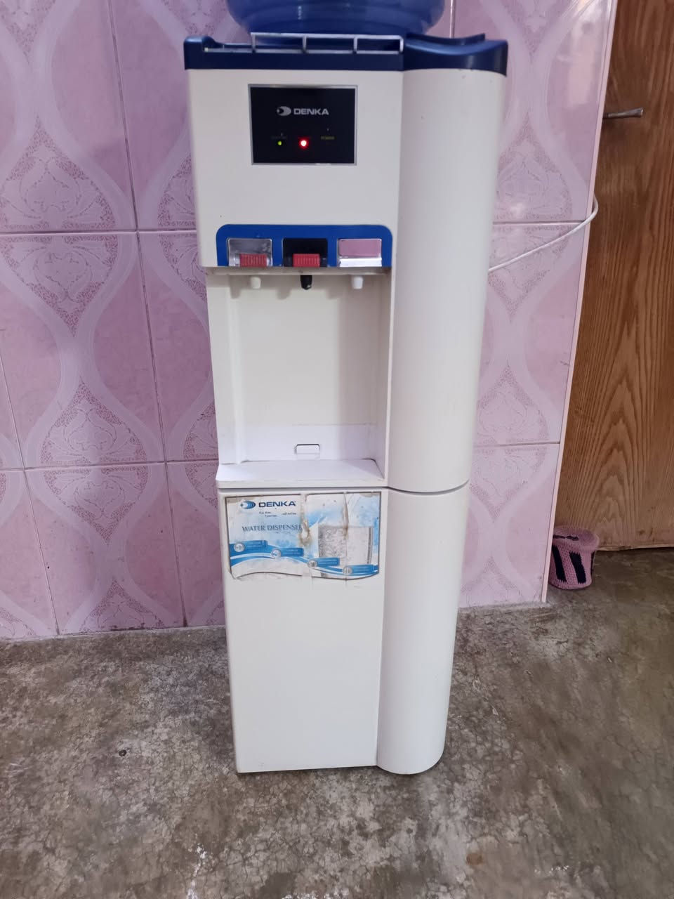 براد شغال شرط حار بارد ثلاجه نوع دينگه كل عيب مابيه فول نضافه سعر 60 وبيه مجال مكاني كركوك حي عسكري شراي اتصل ***********
