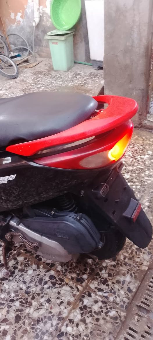 نوع: درجه بريز ياباني
🔹 الحالة: مستخدم لكن شغّال ممتاز
🔹 استهلاك بنزين قليل
🔹  نضيفه ناقصه سلف فقط
🔹 السعر : 500 – وبيه مجال لطبين
🔹 للاستفسار واتساب أو اتصال: (***********)
