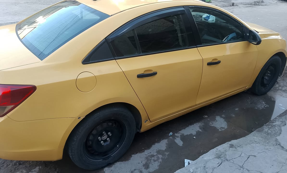 السلام عليكم كروز شوفرليت البيع موديل 13 السعر 55 المكان بغداد رقم الهاتف ***********
