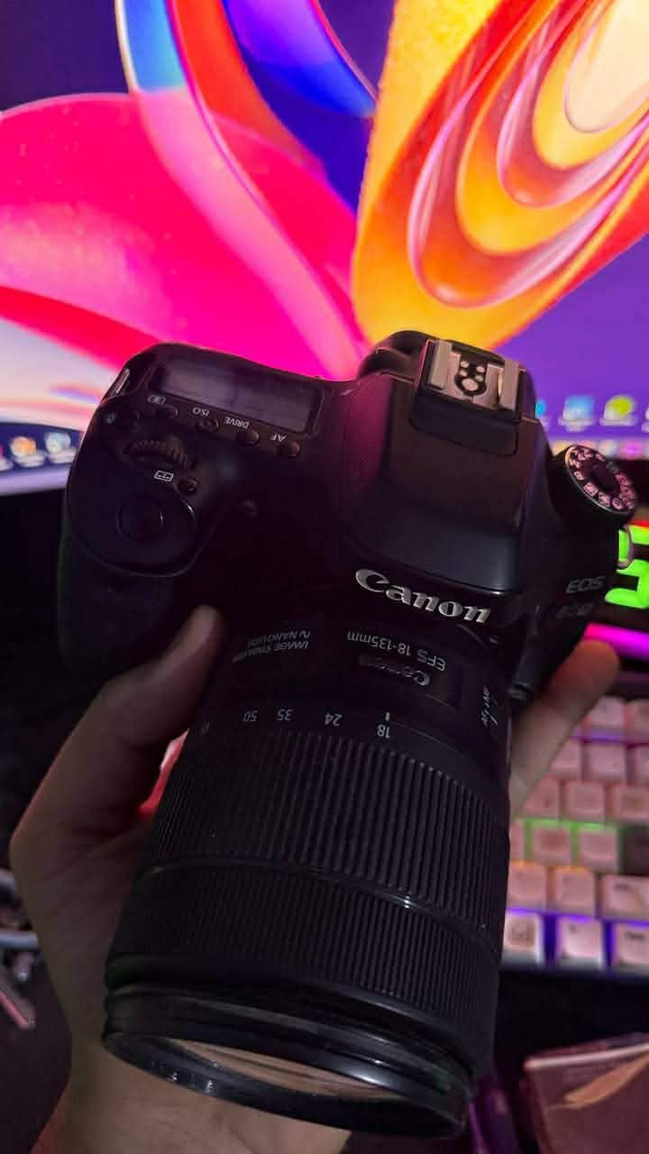 كامره D80لبيع بسعر مناسب
الملحقات بطاريه رام حزام جنطه حزام
الكامره جديد ماخذه مو مستعمله هواي
يعني تقريبن الشتر ب20كي لو 18كي
الستفسار خاص وموجود واتساب***********
