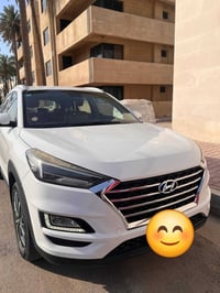 توكسان ٢٠١٩ خليجي رقم بغداد الجديد بصمه كشنات كهرباء ماشيه ٨٠الف بيها ...