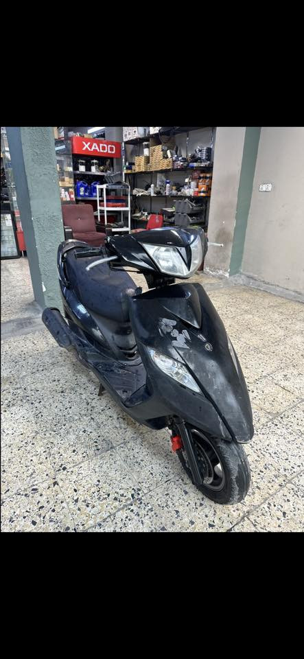 سلام عليكم للبيع بيها نواقص مجفته جديد سعرها 400 الف مكاني البياع ***********
