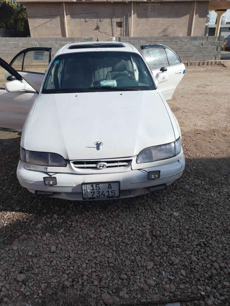 سوناته تو للبيع كامله من كلشي محرك نظيف على فحص بيه خياسات الأبواب فقط محرك تجفيت جديد سياره مرقمه جديد وهزه جديد عارضه ٤٦ ورقه رقم الهاتف ***********
