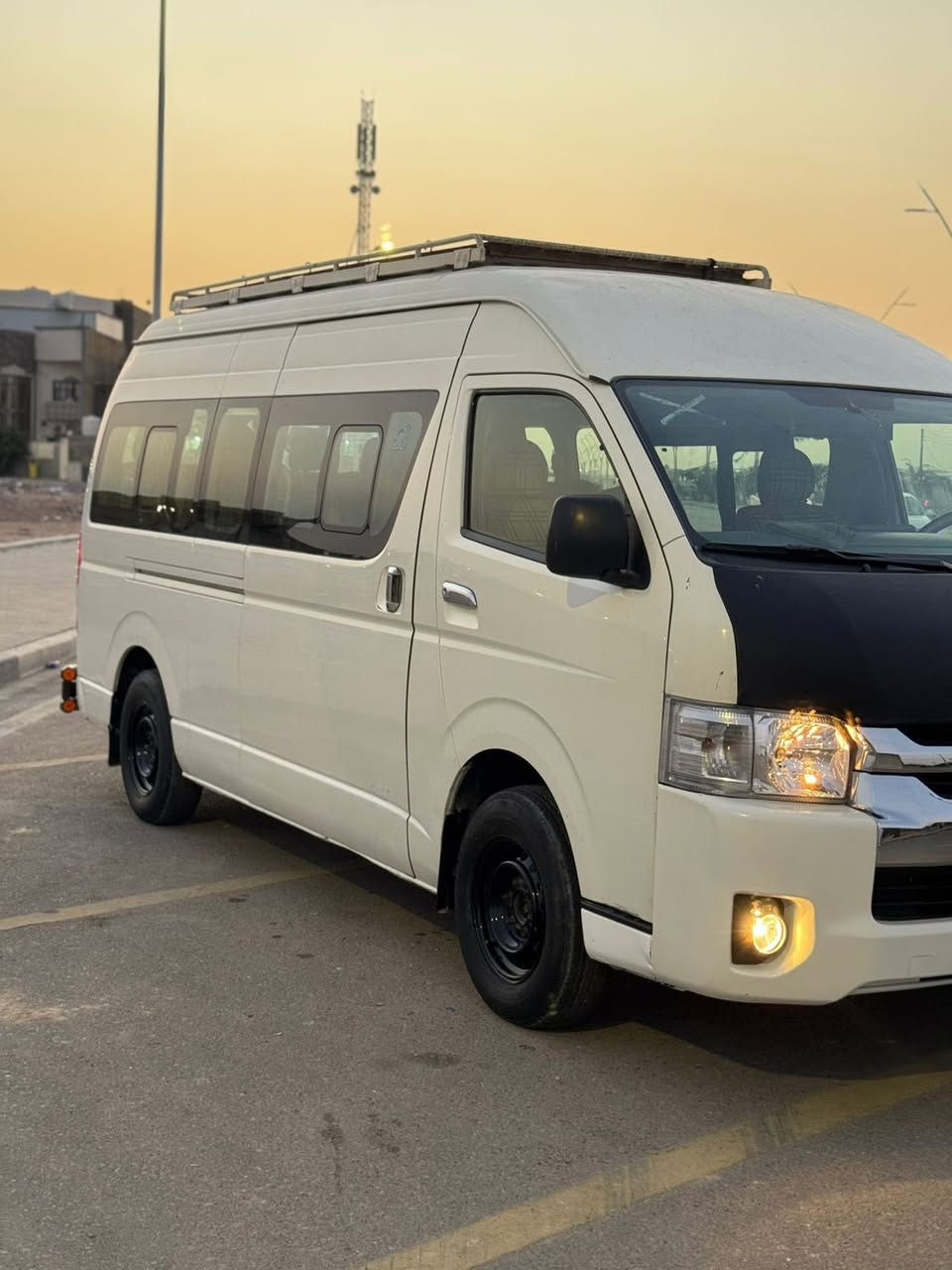 السلام عليكم هايس 2016 سياره جديده مكينه كير اكسل حداديه كله جديد رقم بصره تحويل ثاني يوم تاخذها مصفره غرامه وهيئه وضريبه للاستفسار:***********
