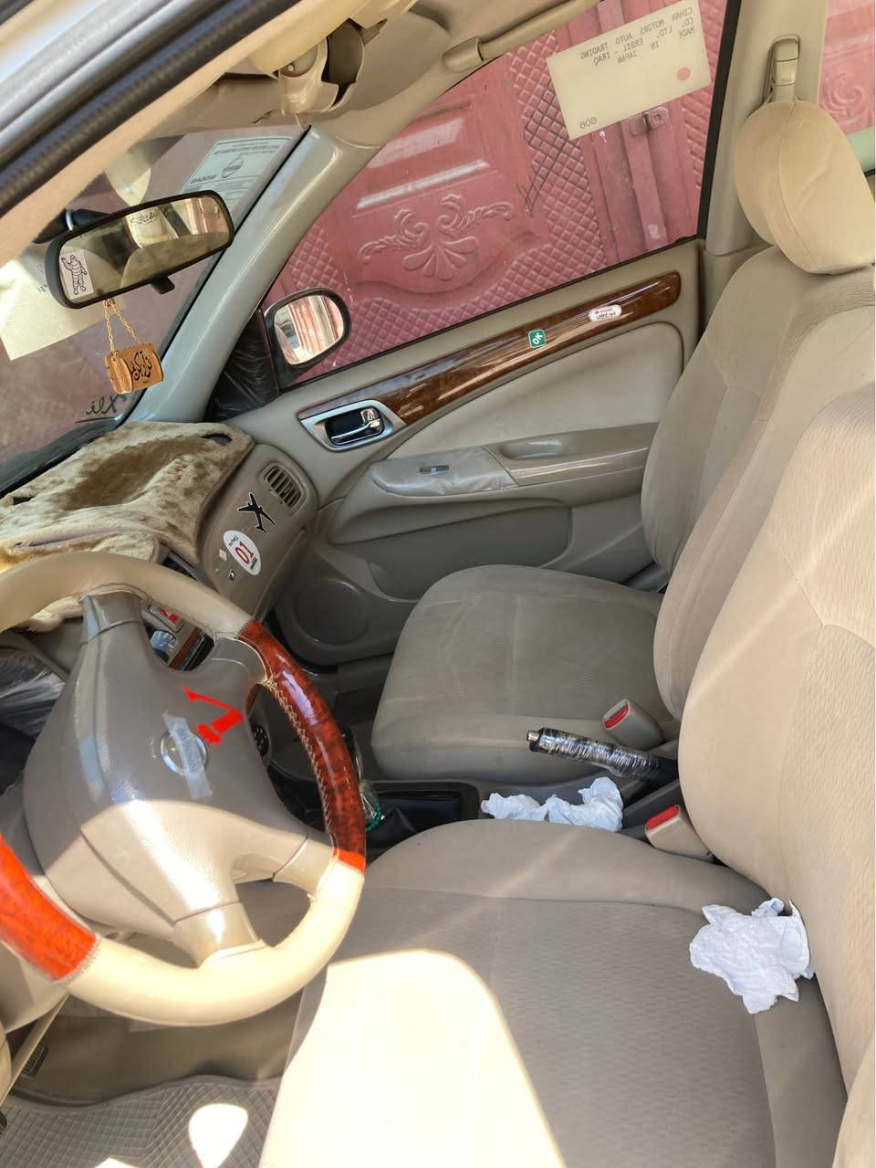 نیسان سەنی ٢٠١٠ 
سەنەوی تا ٢٠٣٢ نوێیە
گێر و مەکینە سپانەی بەرنەکەوتووە بەشەرت
تەبرید بەشەرت
ناو فۆرمیکا
چوار جام کارەبا
کەلەو کۆنترۆل و عەینەک
بێ سبوغ و بێ سارد و لێدراوی وەک سفر وایە 
هەززەی نوێیە
یەک دینار مەسرەفی تێدا نیە
وەک تۆپ توند و تۆڵە
نرخی ١١٥ مەجال 
خاوەنی لەبەر قەرزاری ئەیفرۆشێ
بۆ پەیوەندی
***********-*********** شمشمل, السليمانية
