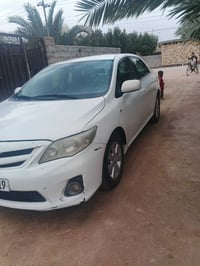 كورلاء بيضاء اللون موديل 2011 رقم انكليزي باسمي  للبيع رقم التلفون 078...