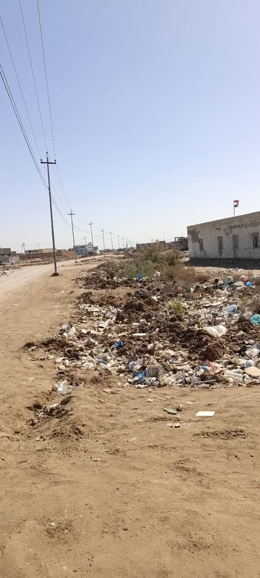 سلام عليكم قطعة تجارية 300 متر نزال 15 طول 20 متر ع شارعين مقابيل ال 22 ال بو حجر قرب مدرسه اكد طابو زراعي سند 25 قرار محكمة استفسار ***********
