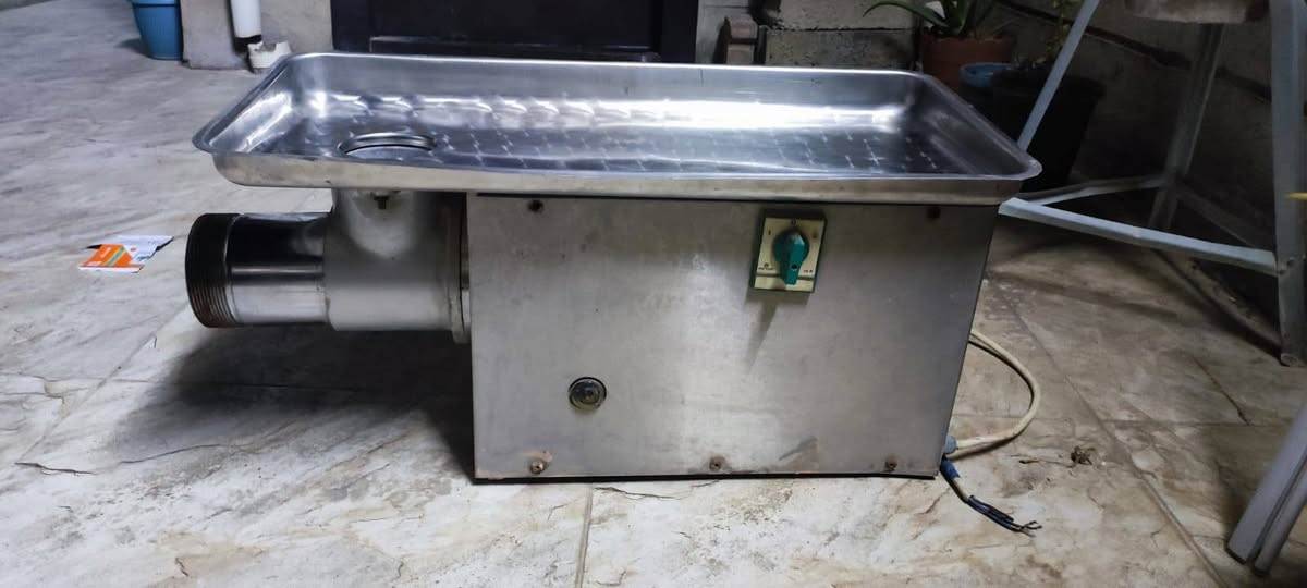 مثارمة لحم  ثري فيز استيل
حجم32 السعر 550
كركوك حي النصر
***********
