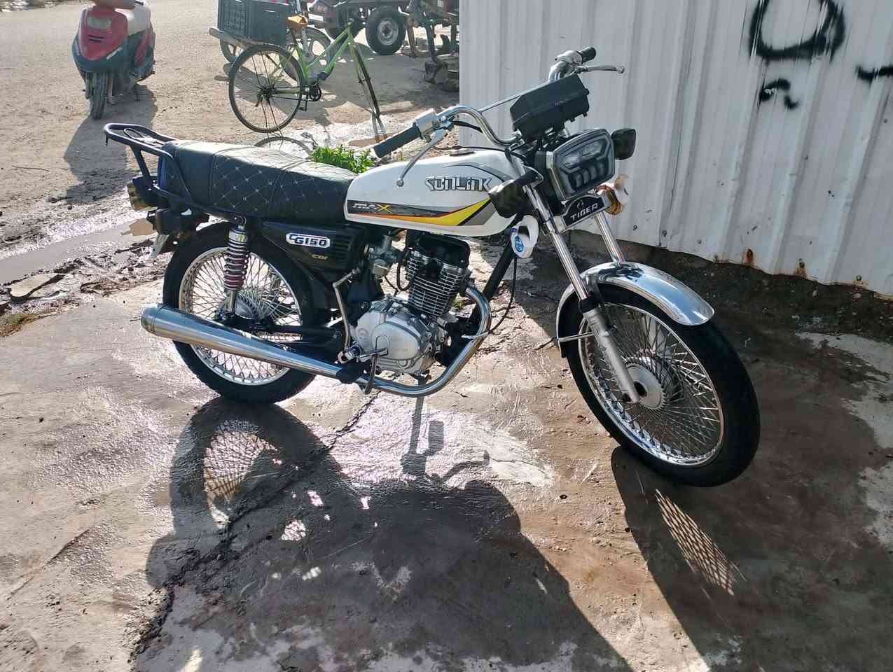 للبيع
2022


**إذا كنت صاحب هذا الإعلان وتريد حذفه لأي سبب، رجاءا أرسل رسالة إلى الدعم الفني**