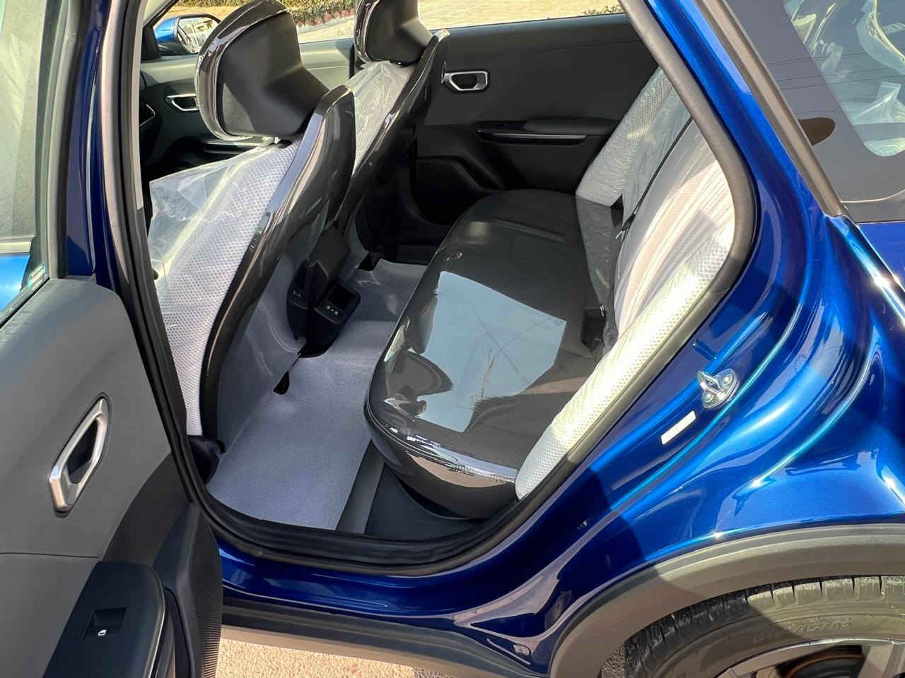 سلام عليكم للبيع كي 4 وارد أمريكي موديل 2025 مواصفات معروفة ميحتاج اذكرهن  دوشمة جديدة كاملة حادث بسيط بس بنيد مصلح بدون ايرباك بدون تبديل دعامية ولايتات بلاد كفالة عامة عدا البنيد السعر 182 وبيها مجال للطيبين مكان بغداد المنصور للإتصال ***********
