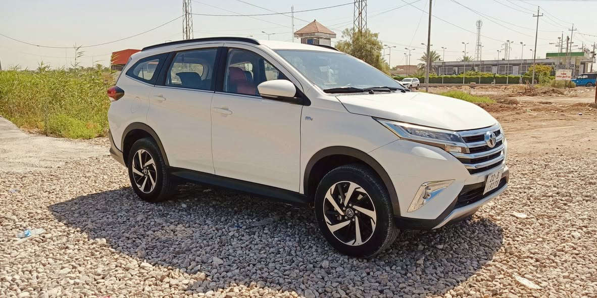 للبيع فقط تيوتا راش موديل 2020 ضمان شركه saz مكفوله كفاله عامه من الصبغ والضربه والتبديل بسمي سنويه جديده فقط الدعاميه الاماميه بيها تكحيل مكينه وكير مكفولات تخم تاير حداديه جديده تبريد قطعتين ثلج سبير مالتها منازل سياره جديده بمعنى الكلمه السعر 160 وبيها مجال للاستفسار الاتصال على *********** مكاني واسط .. قضاء الصويره

