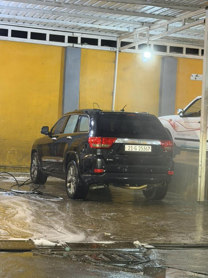 جيب لاريدو موديل 2011 رقم سليمانيه انكليزي جديد
سياره كامل مجهز تخم تاير جديد دواخل vip تحويل مباشر الضرر صندوق صبغ فقط 
السعر 165 وبي مجال بسيط المكان كركوك 
***********
