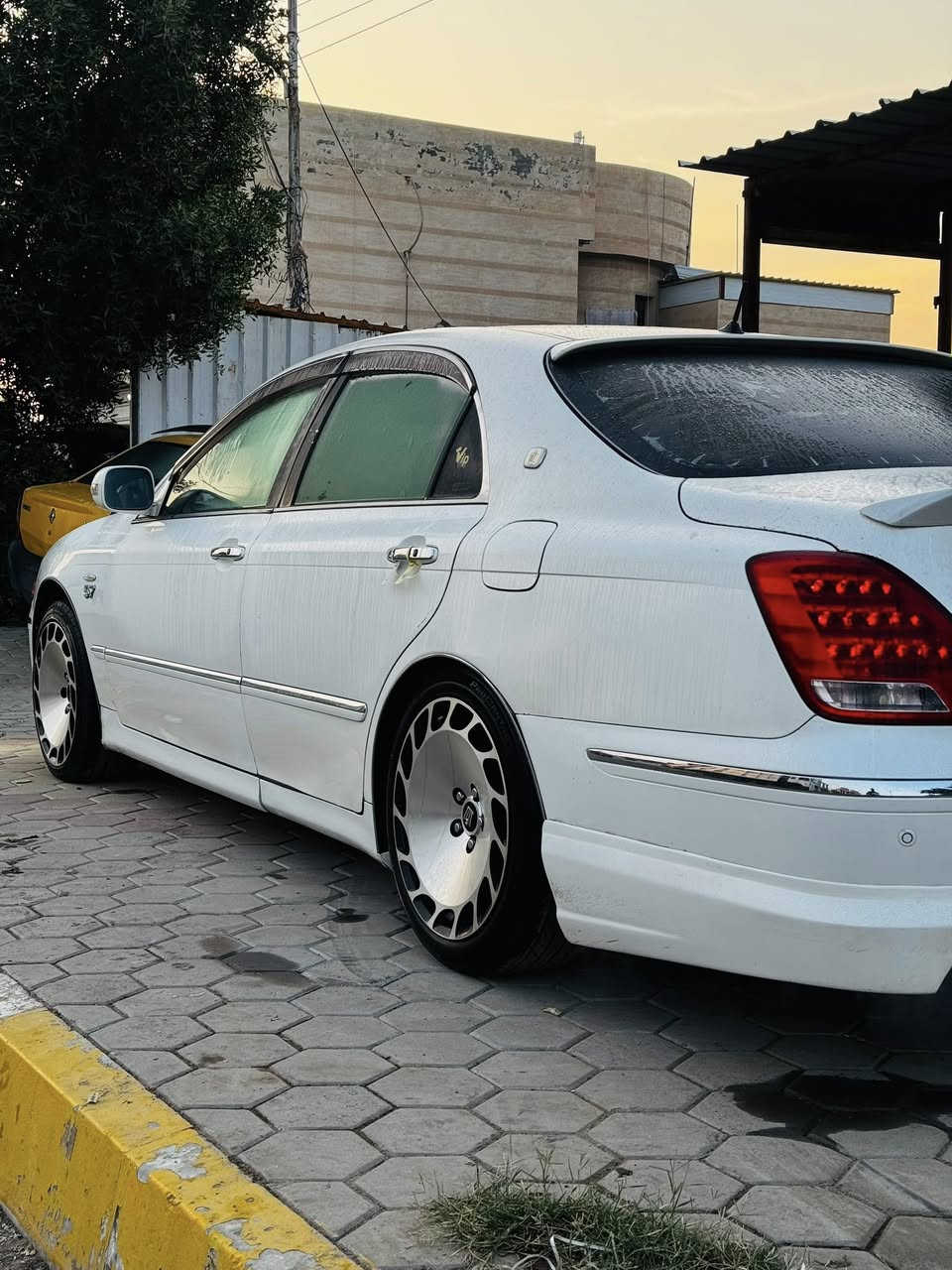 ادووااتتت كص قماره بدون رقم
TOYOTA CROWN MAJESTA👑
للبيع تيوتا ماجستا. V8 
الون             
ابيض صدفي 
ادوااات بيها كصه قماره فقط بلكارتون 

المواصفات👇 
5دكم 
تحويرة نجف  جوة ودشبول امارات 
ترايك 180وتهد ستيرن.
✅ محركها V8 الحجم 4300.
✅ داخل جلد اسود ملكي اصل.
✅جوبلسات السياره وعليها جهاز تهبيط تنزل وترفع بيدك 
✅ويل مايباخ اصلي وتخم تاير جديد 
✅ تبريد امامي خلفي3قطع.
✅ 3قطع بردات خلفيه.
✅ اربع كشنات كهرباء.
✅ 3برده خلفيه وجانبيه كهرباء اصليه.
✅ 5بصمات ابواب+بصمة تشغيل+ صندوك شفط 
✅ كشنات خزن ميموري.
✅ حساسات  امامي وخلفيه
✅ كامره خلفيه 
✅ بگ لايتات لد اصل.
✅ ثلاجة
✅ مري ترحيب عند الاقتراب+اشاير بالمري والجملغات.
✅ ستيرن كهربائي
✅ مري كهرباء. شفط
✅ تحكم ستيرن+كروز تثبيت سرعه.
✅ جنطه جكات كهرباء شفط.
وباقي المواصفات المعروفه لل5دكم..

العنوان/ الدجيل
للاستفسار📞اتصال ***********💥
واتساب —*********** واتساب فقط 
السعر/(58) وبيها مجال ♈️
