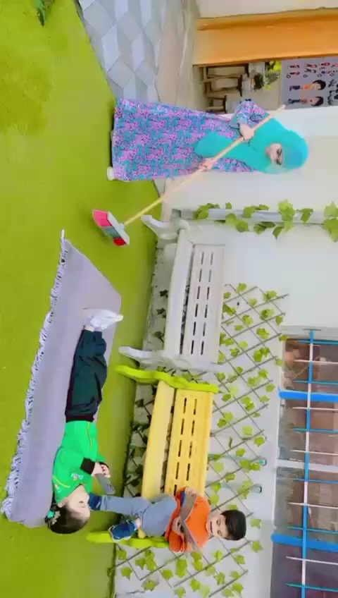 🌸✨و روضة الياقوت تستقبل براعمها من جديد ✨🌸
تعلن روضة الياقوت عن فتح باب التسجيل للفصل الدراسي الثاني 🌟
في روضة الياقوت…
نصنع أجمل البدايات لأطفالكم 💛
بيئة آمنة مليئة بالحب والرعاية، وبرامج تعليمية ممتعة تنمّي مهارات الطفل وتطلق إبداعه 🎨📚
💎 لأن طفلكم يستحق الأفضل، نوفر:
✔️ أجواء تعليمية آمنة ومحفزة
✔️ أنشطة ترفيهية وتعليمية متكاملة
✔️ كادر تربوي مؤهل يهتم بكل طفل بعناية
✔️ متابعة مستمرة وتواصل دائم مع أولياء الأمور
🚌متوفر باص وسيارة خصوصي 
📍  سارعوا بحجز مقعد لطفلكم
📞 للاستفسار والتسجيل: ۔***********)
📌 العنوان: ( الميكانيك /شارع الساعاتي مجاور الكنيسة الدير  )
🌷 روضة الياقوت… حيث يبدأ المستقبل بثقة وأمان 🌷
