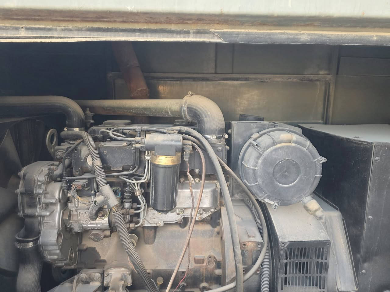 السلام عليكم
مولد كاتم 100 kv
اربعه سلندر
نضيفه بدون تبخير ولاتنقيص
مكانها الحله 
السعر 45
***********
