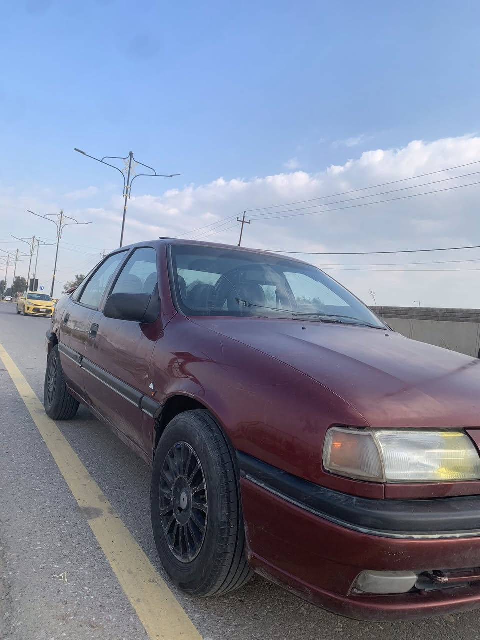 أوبل فكتره للبيع
موديل :92 محدث 93
رقم الماني 
حجم : 16
محرك كير شرط 
سعر: 40 
رقم السياره بسمي 
رقم الهاتف :***********
